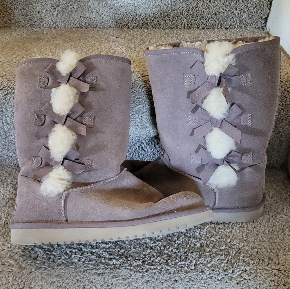 Koolaburra by UGG Size 10